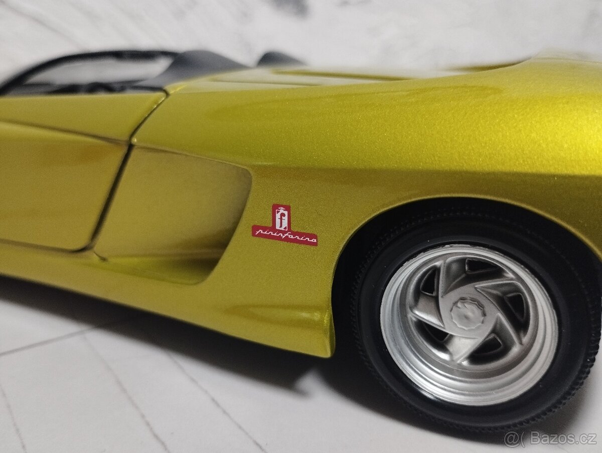 Ferrari Mythos 1/18 Guiloy - 4