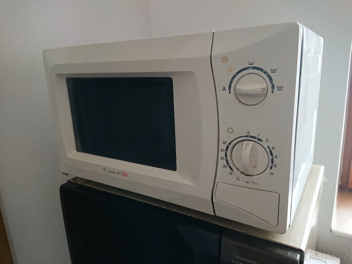 Mikrovlnná trouba Daewoo a Privileg. - 4