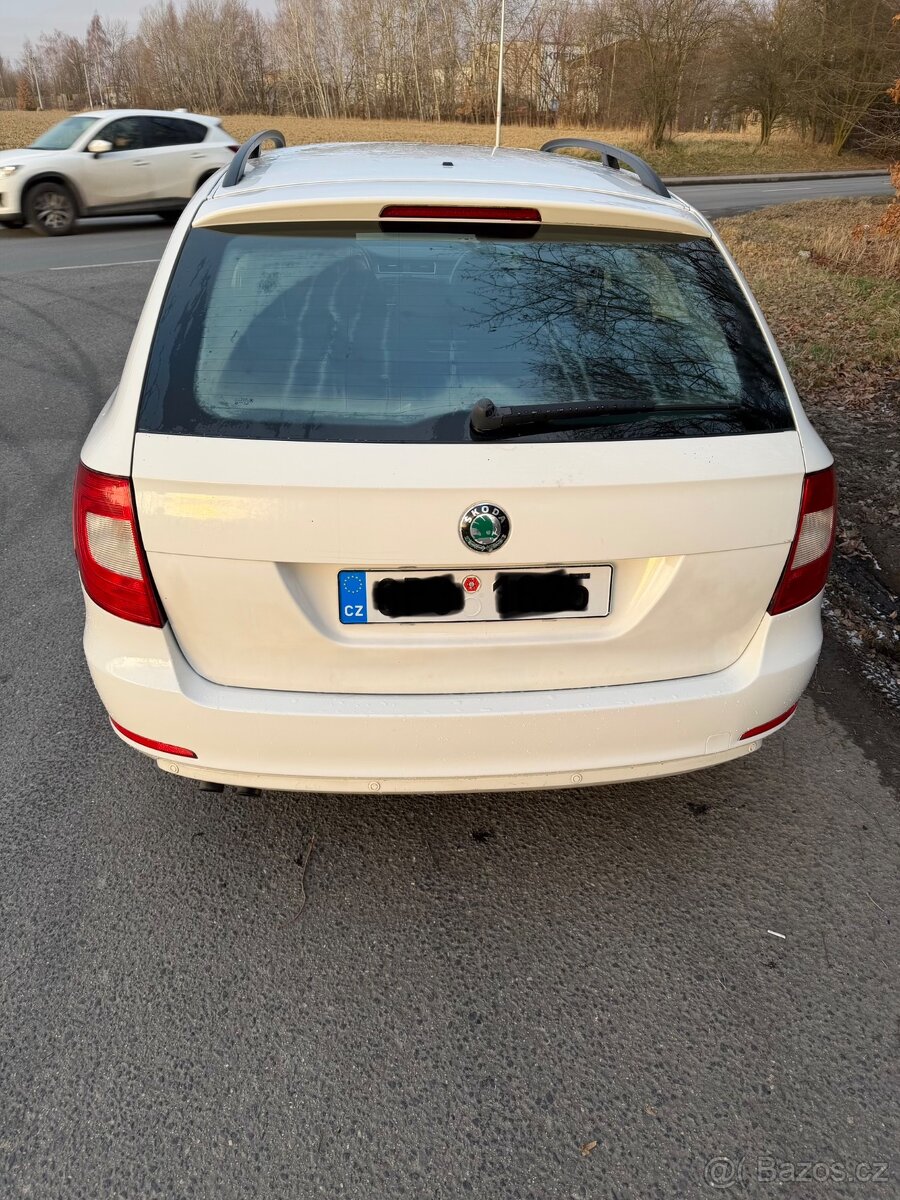 Škoda Superb combi 1.4tsi 92kw - 4