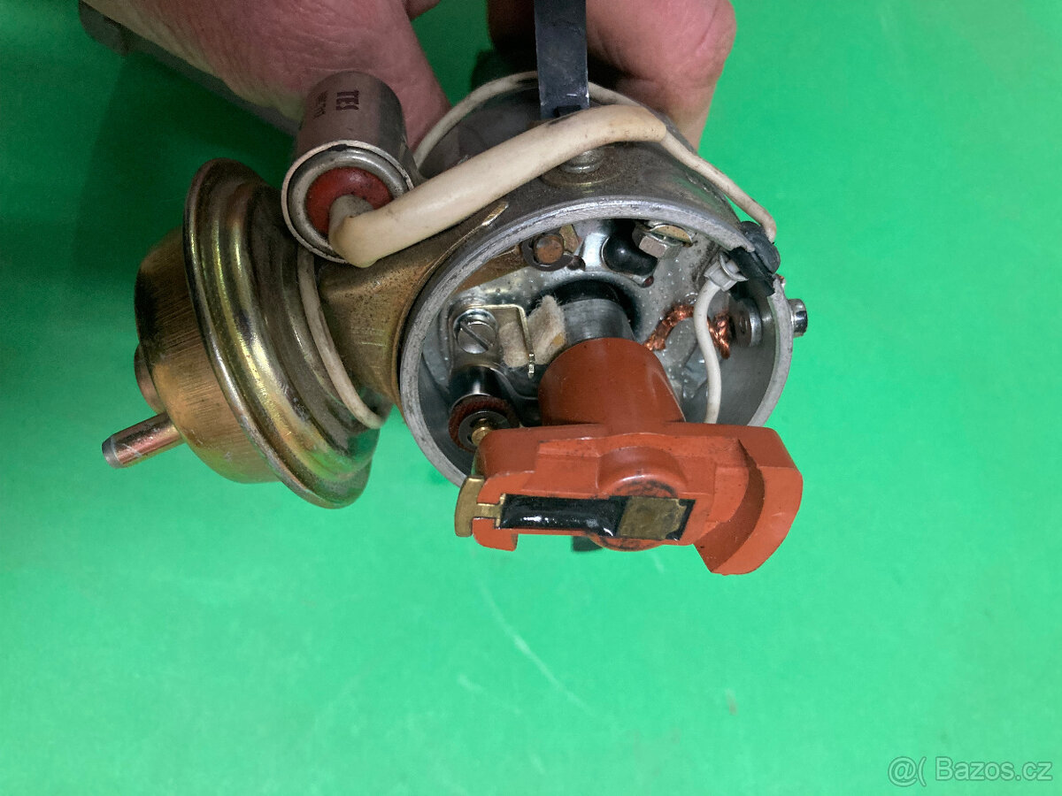 Rozdělovač ŠKODA 120,1203 - 4