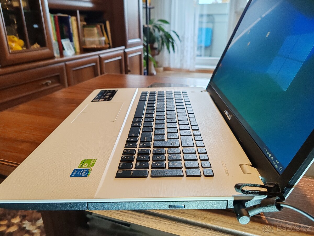 Prodá notebook Asus X751L - 4
