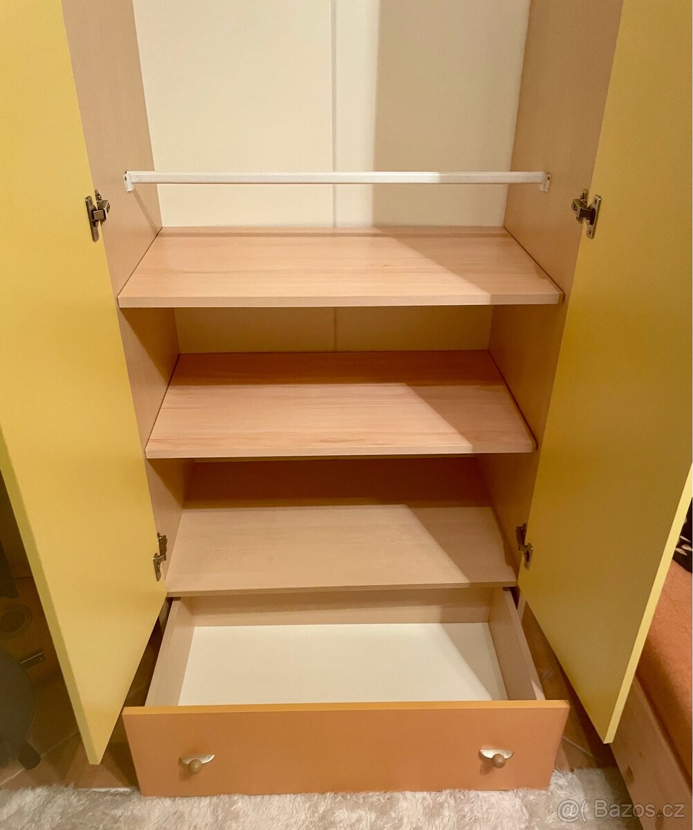 Skříň a komoda - 4