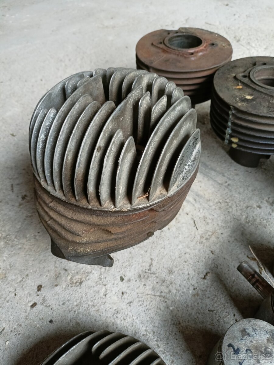 Prodám motory 175/356 ,450,477 - 4