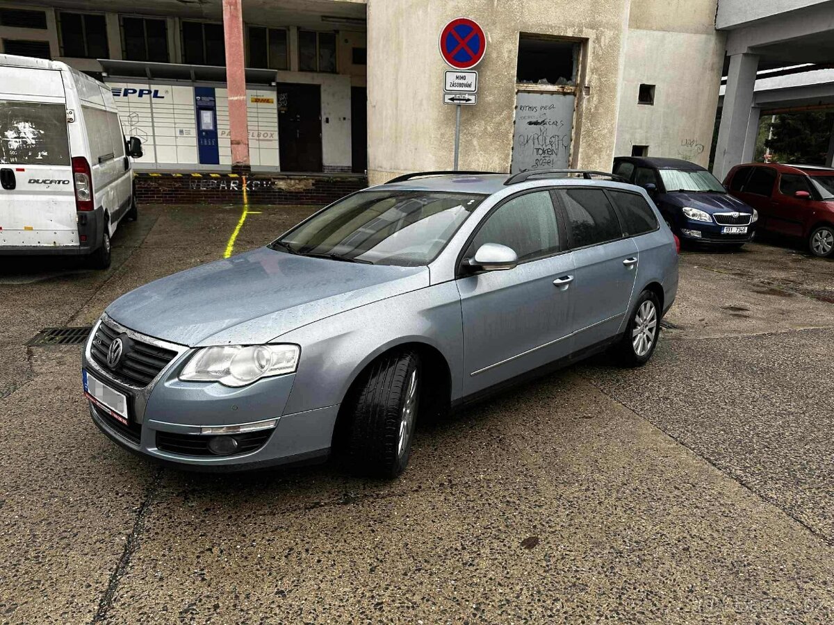 Volkswagen Passat - 4