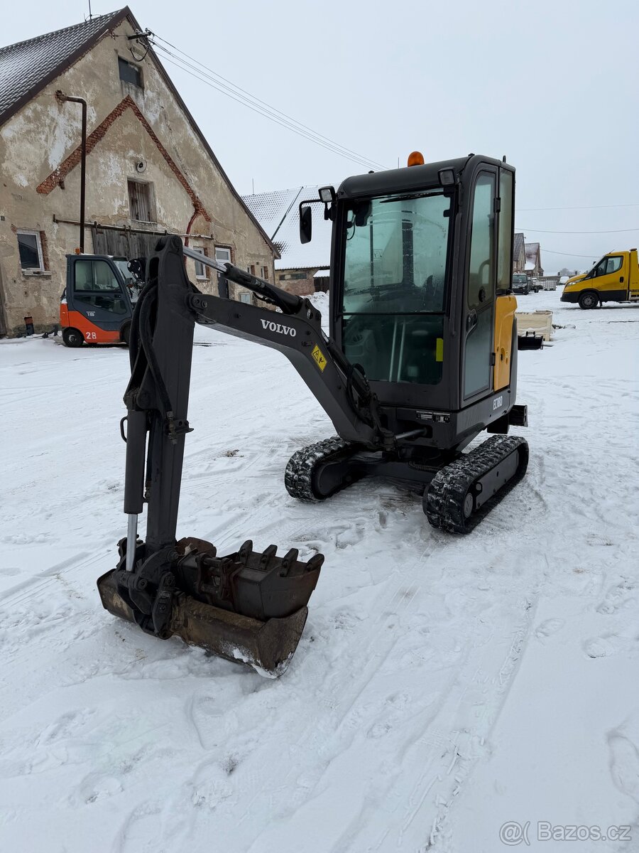 Minibagr Volvo EC18D 2018 3x lžíce - 4