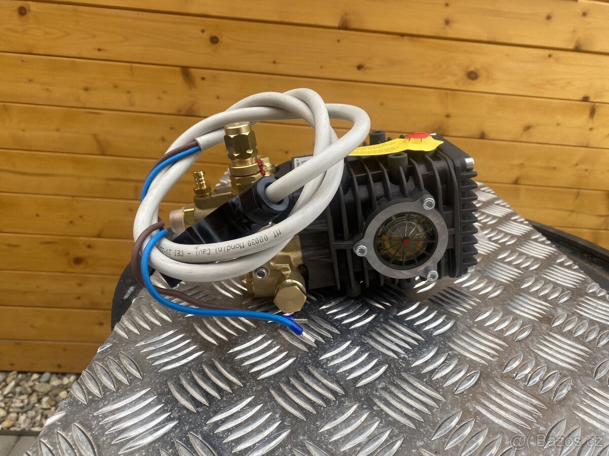 Sleva/Prodám Comet čerpadlo s převodovkou - 4