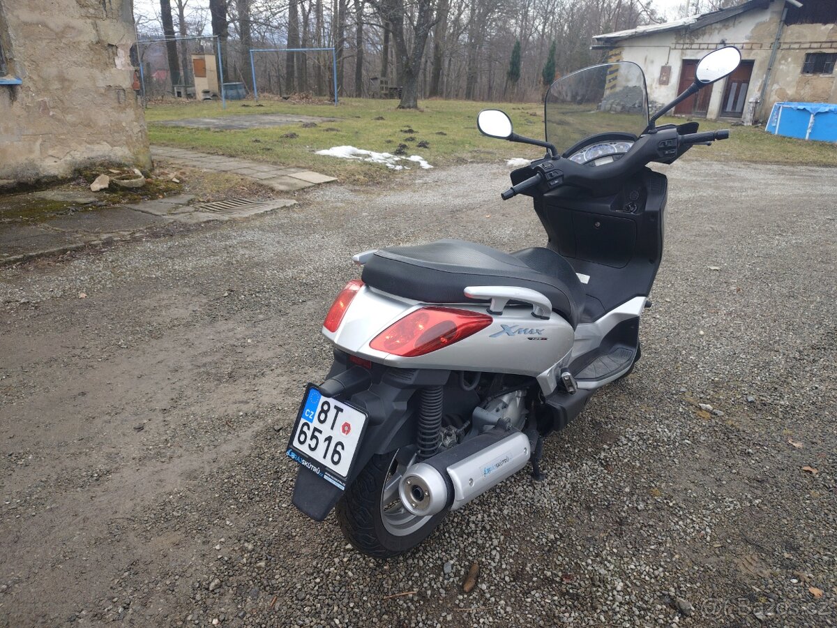 Yamaha 125 xmax - 4