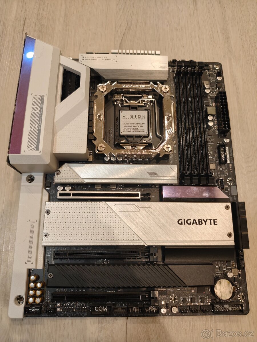 GIGABYTE Z590 VISIION G -socket 1200 - 4