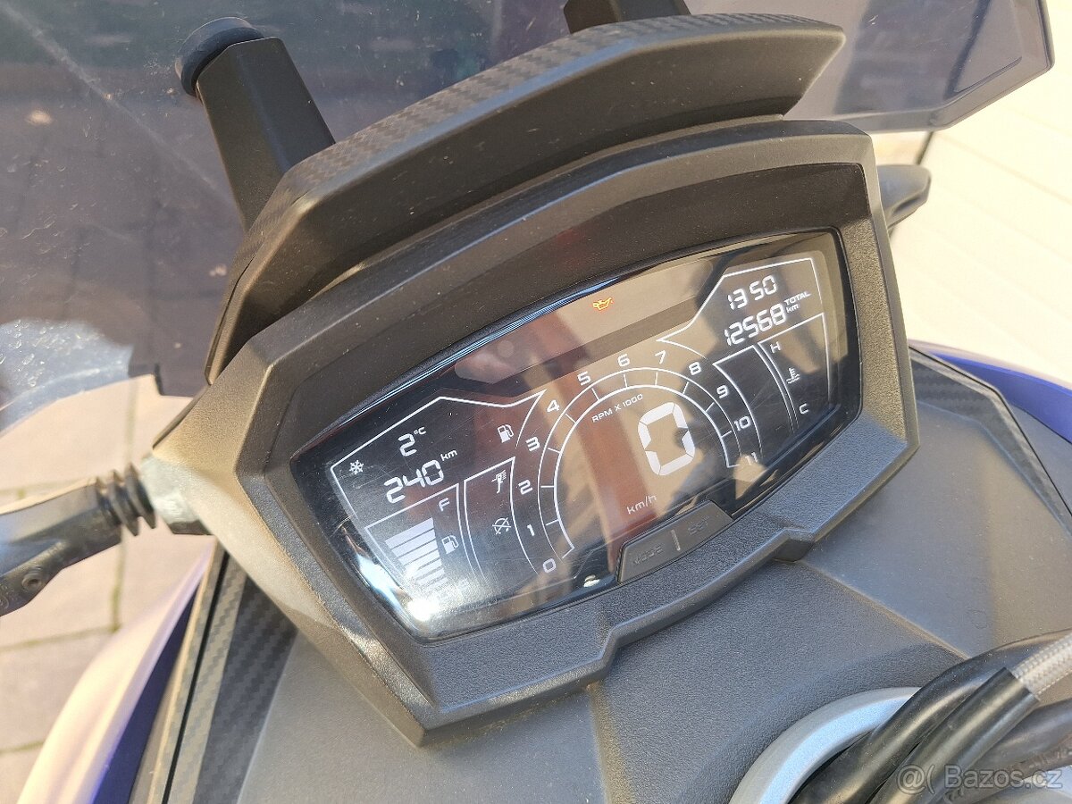 Aprilia sr gt 125 - 4