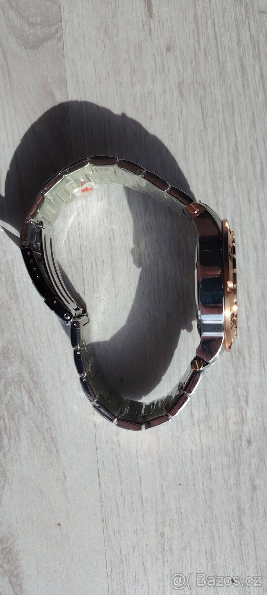 ze sbírky INVICTA Specialty 48mm, WR100 - 4