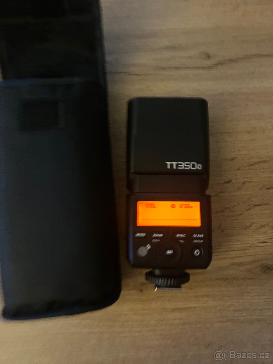 Set blesku a řídící jednotky GODOX - 4