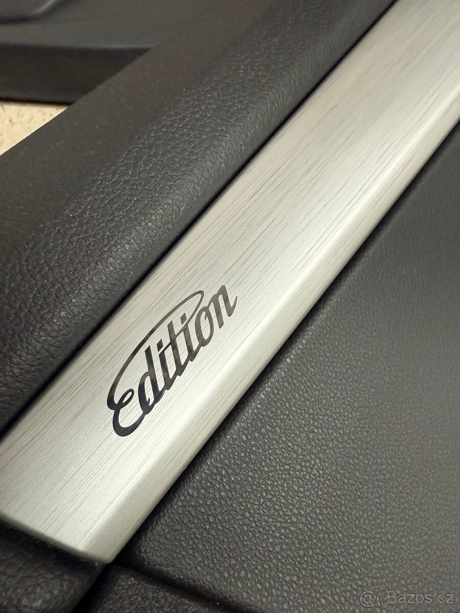 Tapecírunky Škoda Octavia 3 - 4