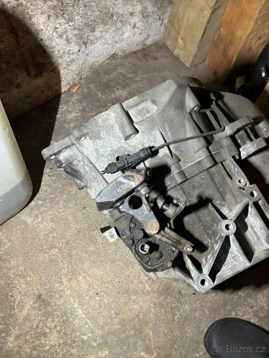 Volvo V50 převodovka r.2004 - 4