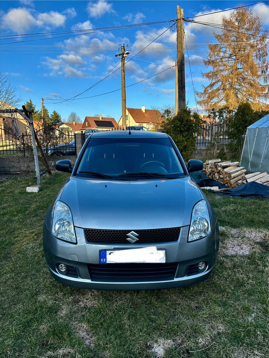 Suzuki SWIFT - 4