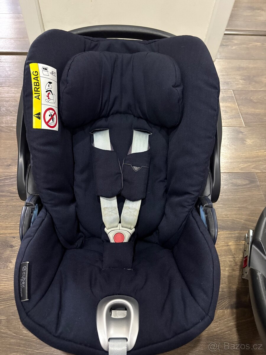 Cybex Cloud Q Plus + Base Q-Fix + adaptéry Priam 2019 - 4