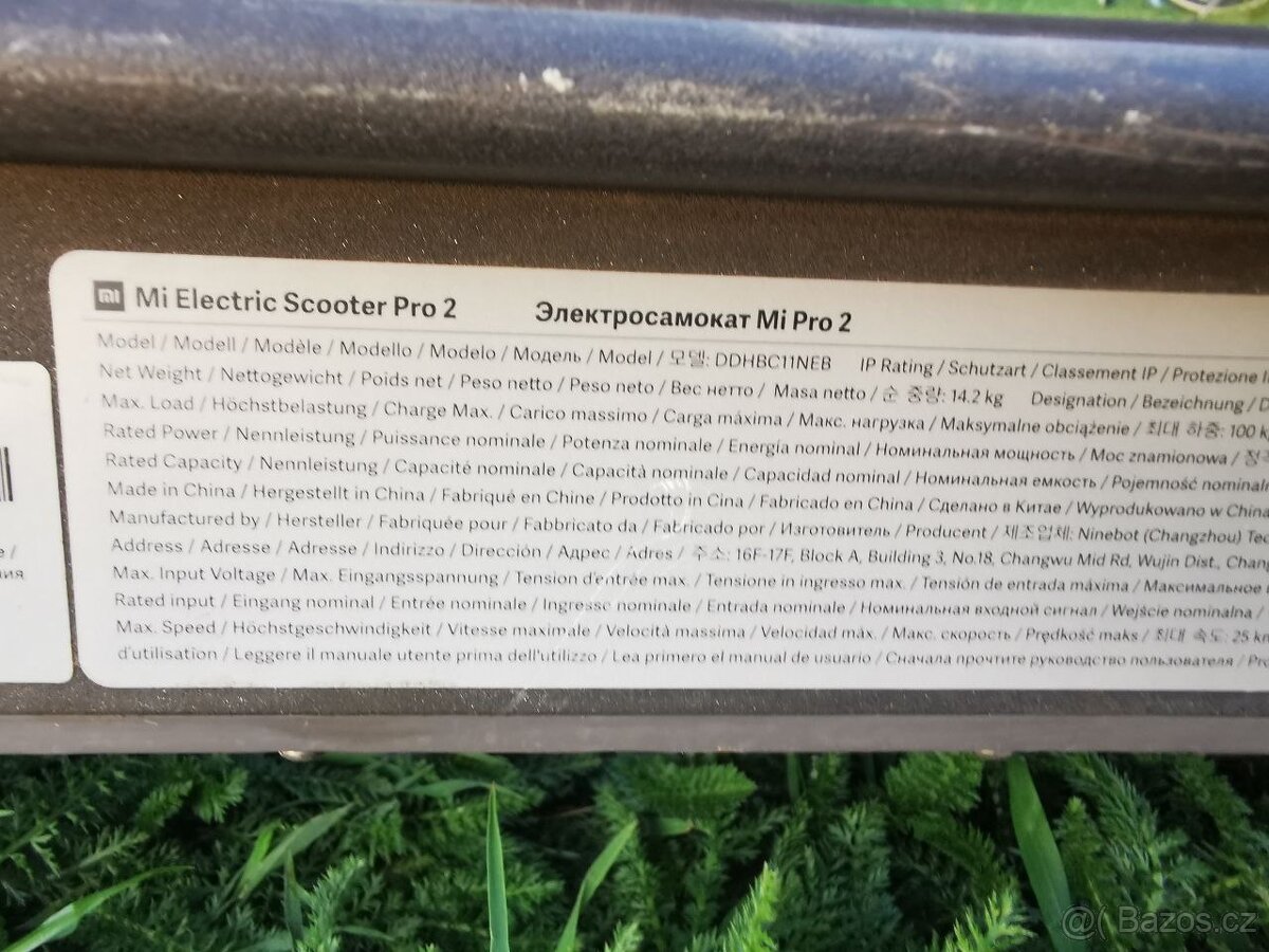 Elektrická koloběžka Xiaomi Mi Electric Scooter Pro 2 - 4