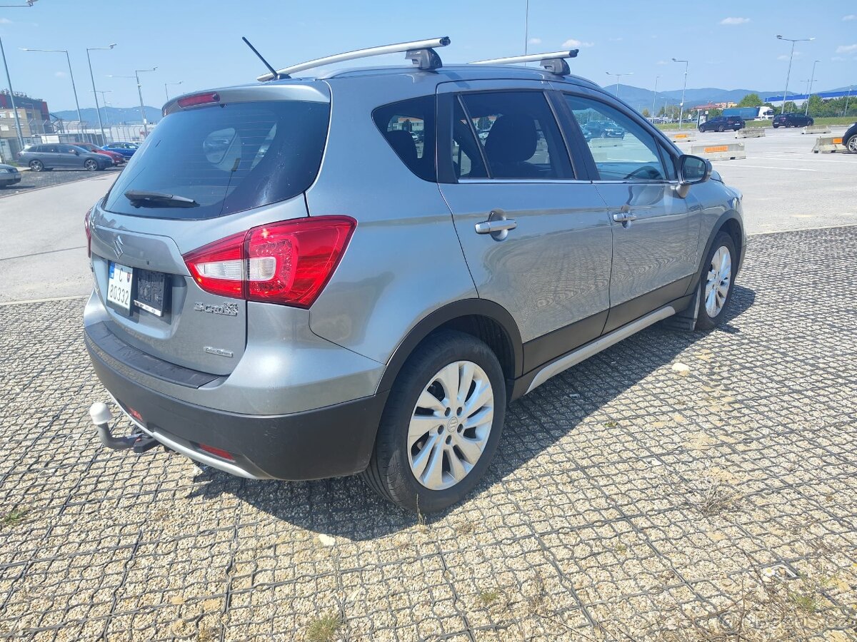 Suzuki SX4 S-CROSS 4x4 rok 2016 - 4