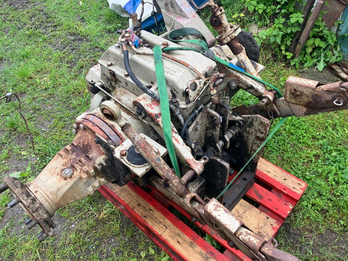 Zetor Crystal zadek s portály a hydraulikou - 4