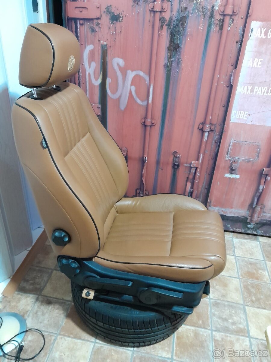 Chlapské posezení do trucovny, do garáže, do pergoly - 4