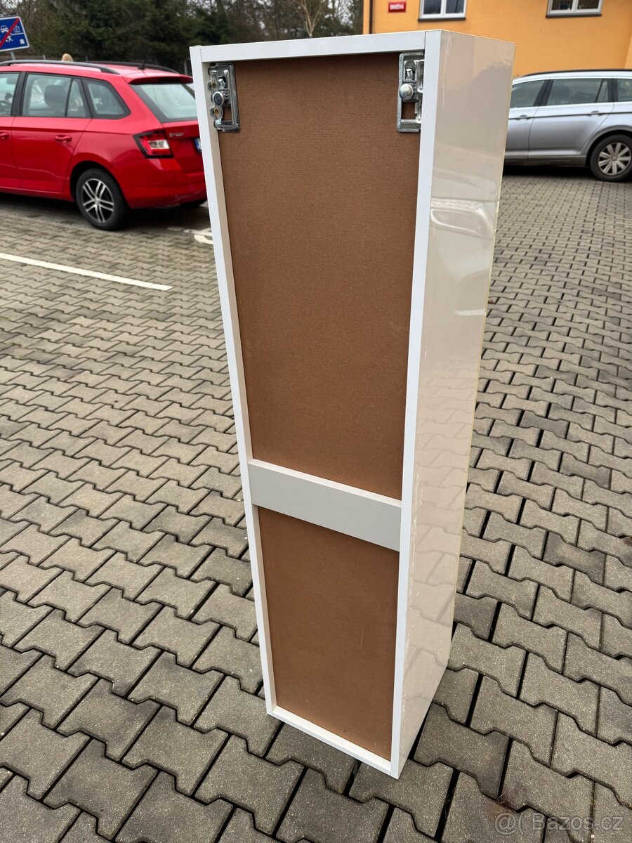 BÍLÁ NÁSTĚNNÁ KOUPELNOVÁ SKŘÍŇKA - 4