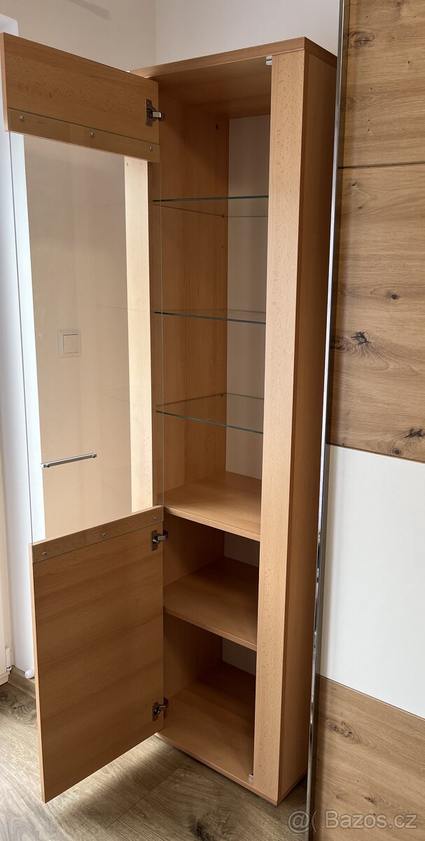 Prosklená skříň ADEL - 4