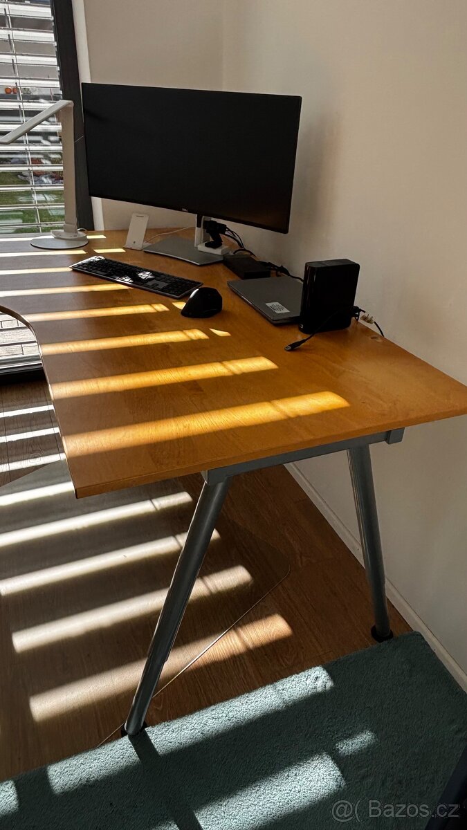 Pracovní stůl rohový k PC, Ikea - 4