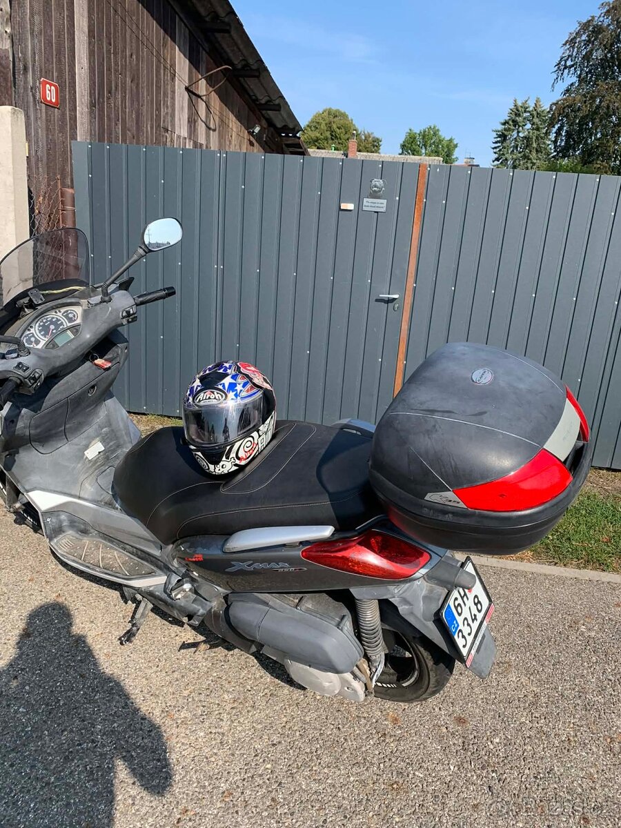 Yamaha x max 250i - 4