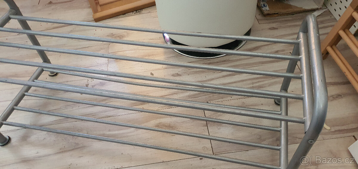 stojan na boty ve velmi dobrém stavu - 4