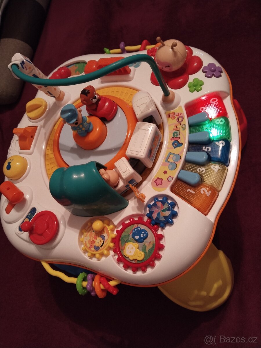 Dětský hrací stolek - 4