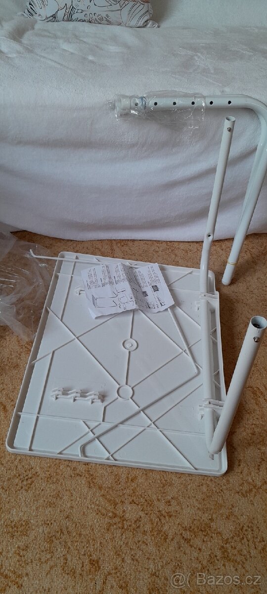 PŘÍSTAVNÝ STOLEK - 4