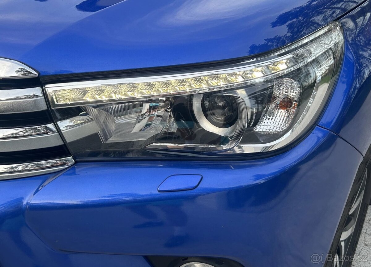 Toyota Hilux 2 393 cm3
