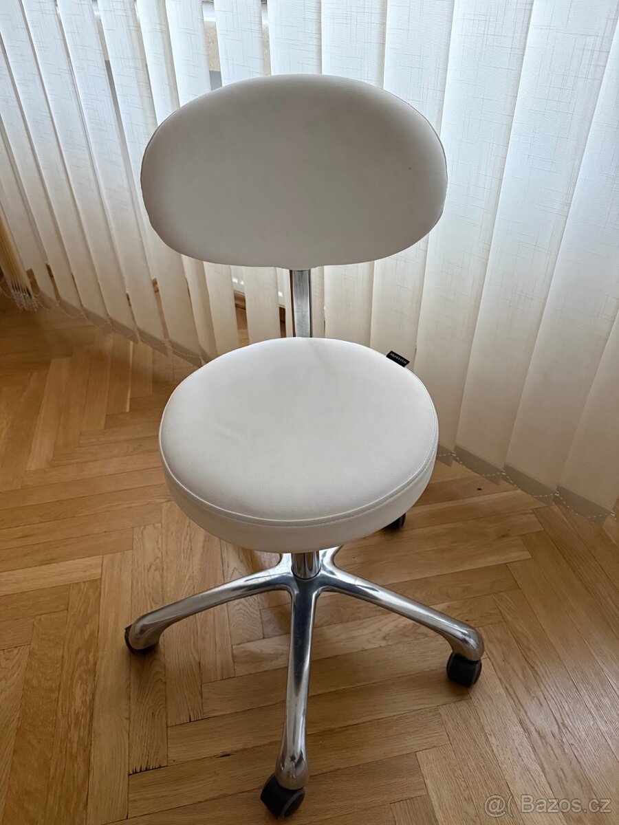 Kosmetické lehátko - 4