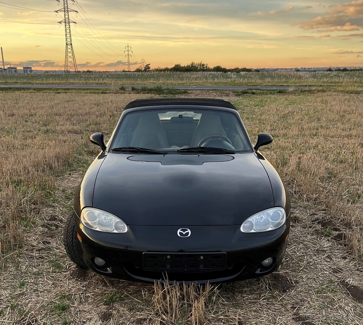 Mazda MX-5 NBfl 1,6 světlý interiér - 4