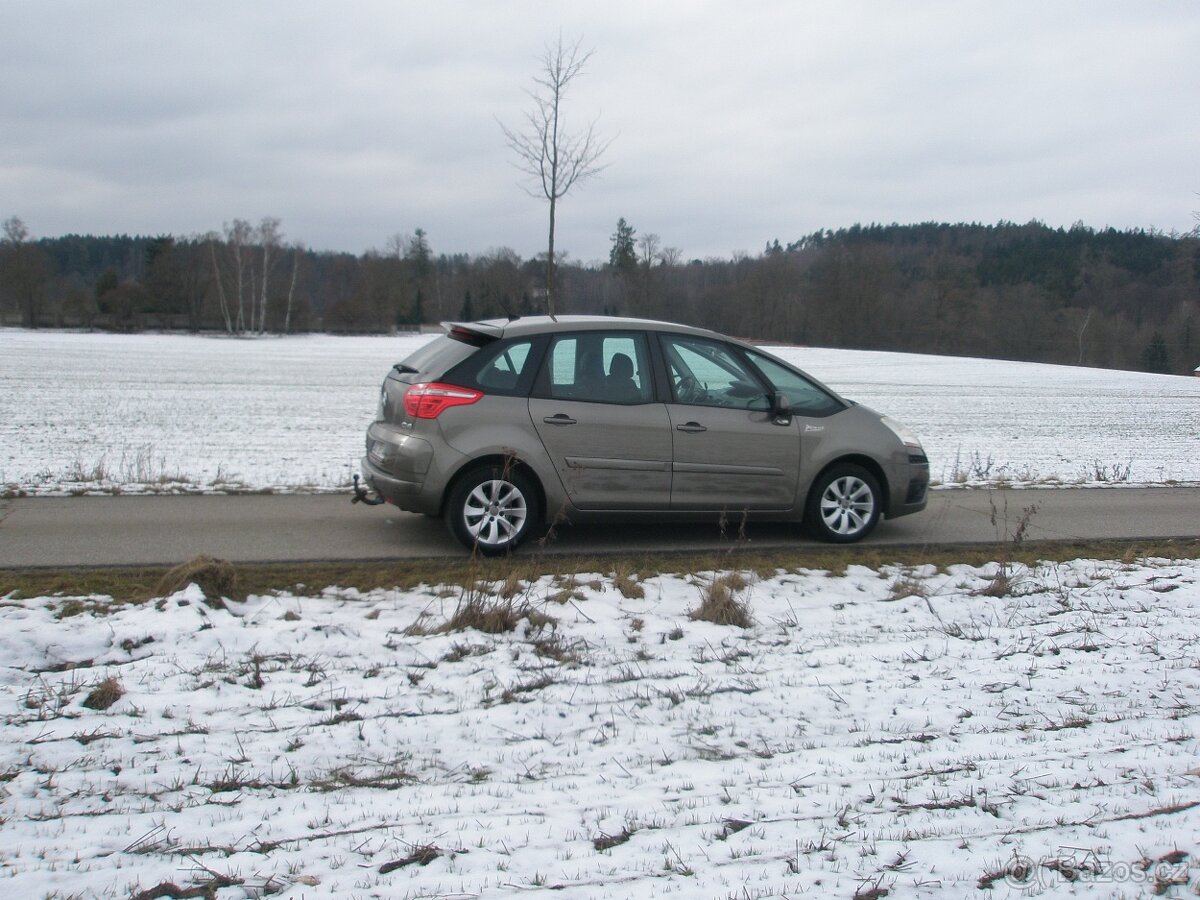 Prodám Citroen C4 Picasso 2,0/103Kw benzín - 4