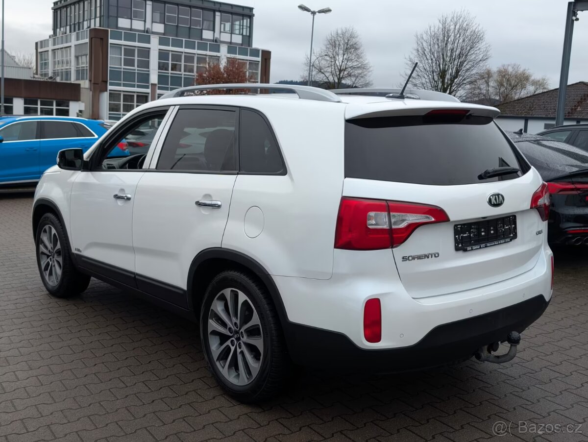 Kia Sorento 2.2 CRDi AWD Platinum Edition - 4