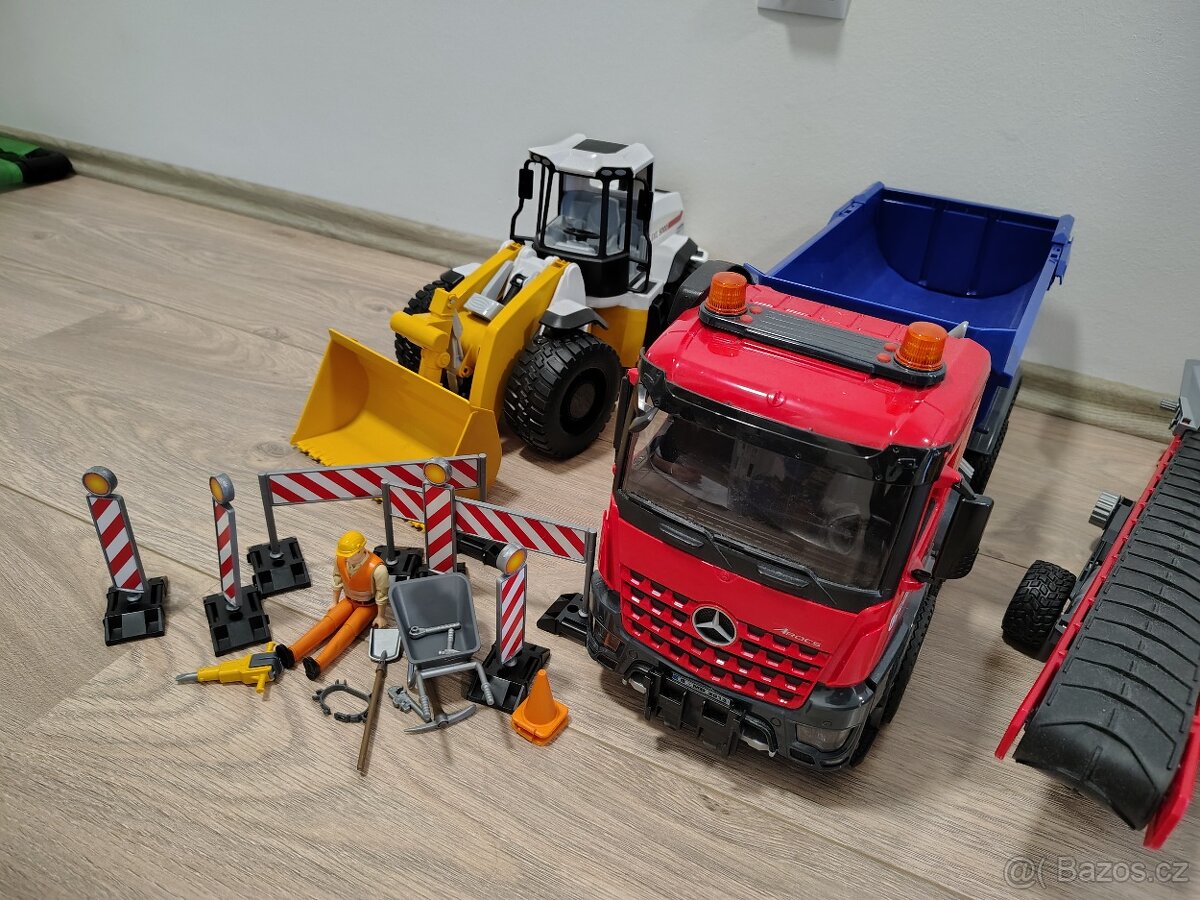 Bruder servis, čerpací stanice a myčka, dopravník - 4