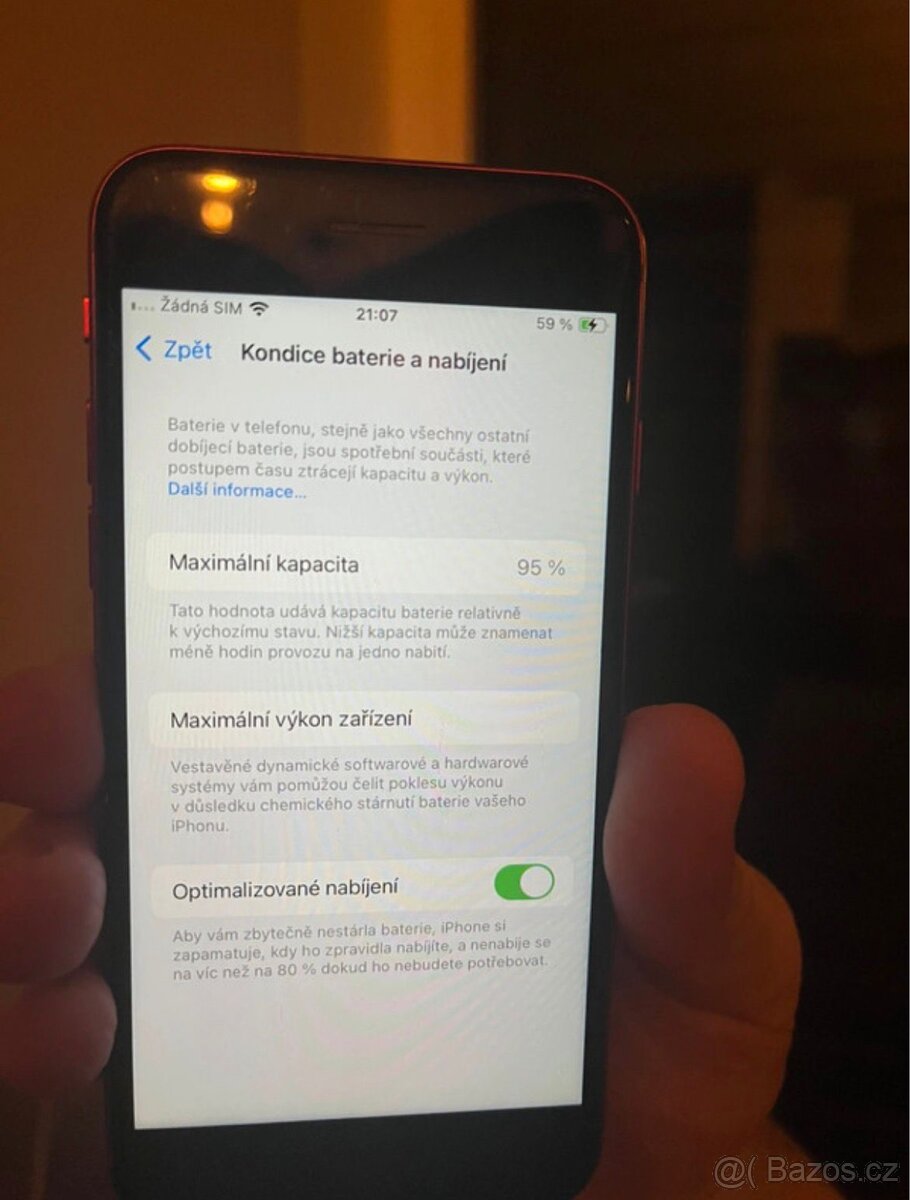 Apple iPhone SE 2020 - 4