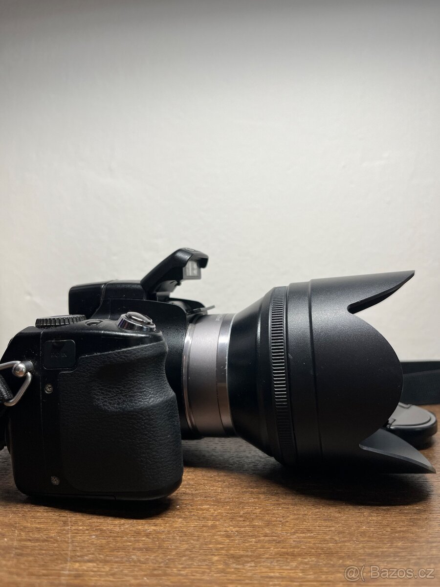 Sony cybershot DSC-H9 - 4