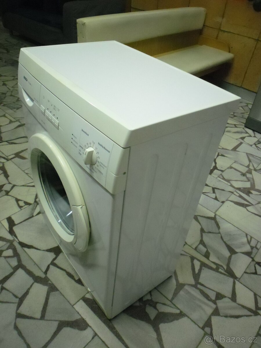 Prodáme pračku Bosch na 4,5 kg prádla, A class - 4