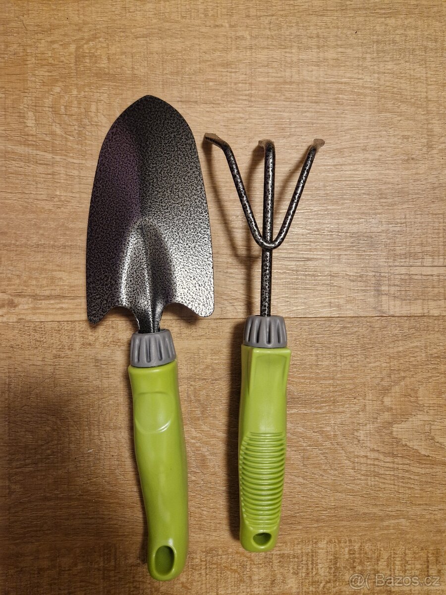 Nová kovová sada zahradního nářadí - 4