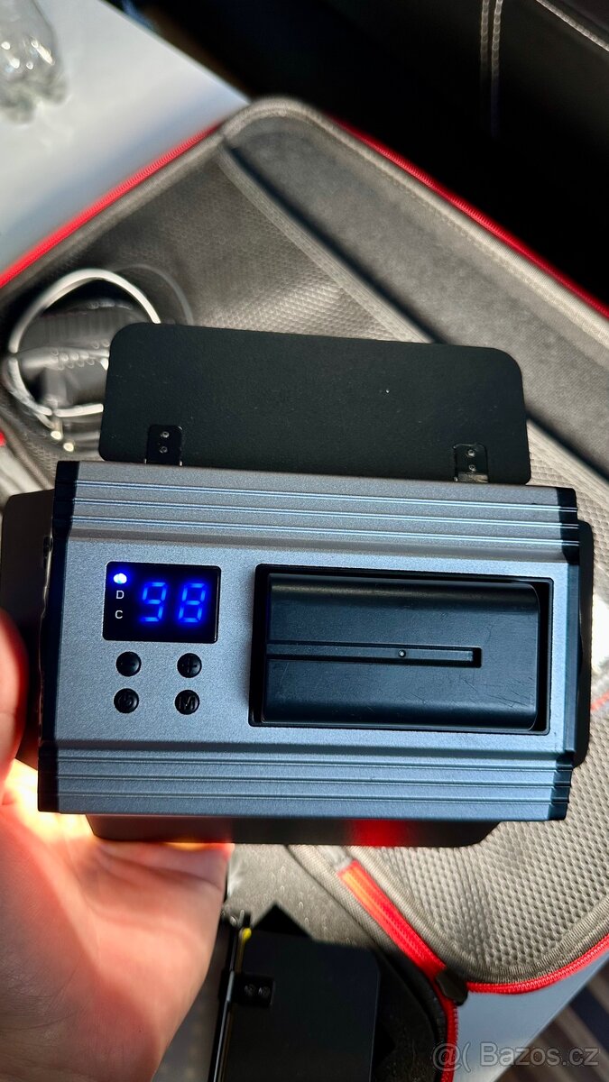 Set 2 LED + baterie,stativy,brašna - 4