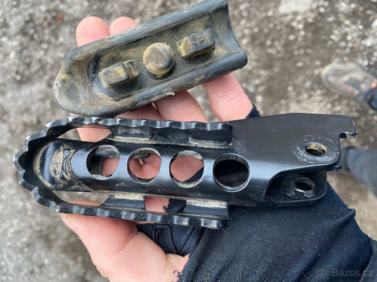 Triumph Tiger 800 xcx , levá stupačka ,2019 - 4