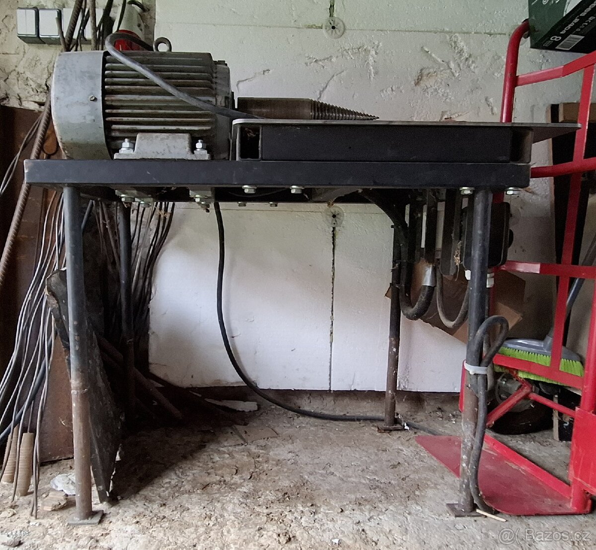 Prodam Kuželovou štípačku - 4