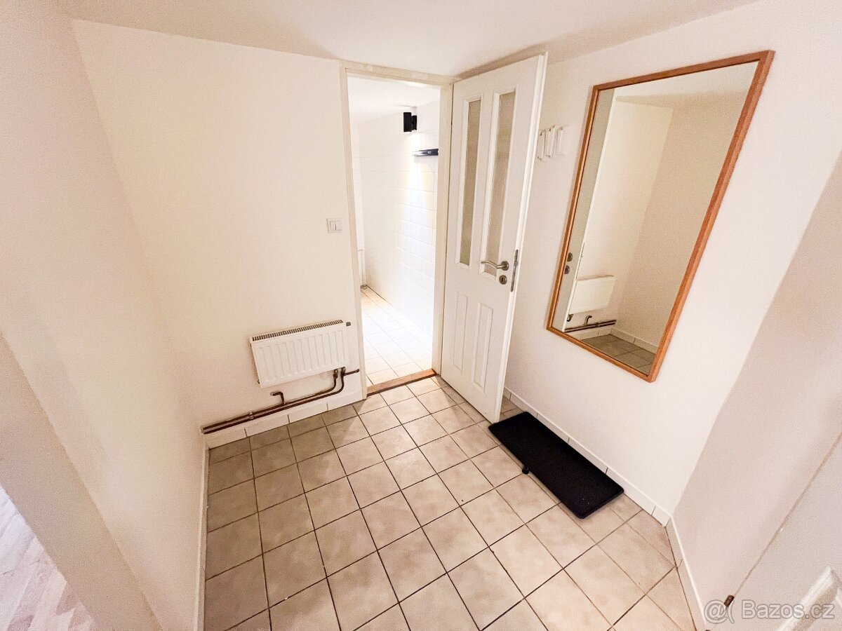 Pronájem bytu 1+kk 38 m2, Zelenářská ul. Znojmo - 4