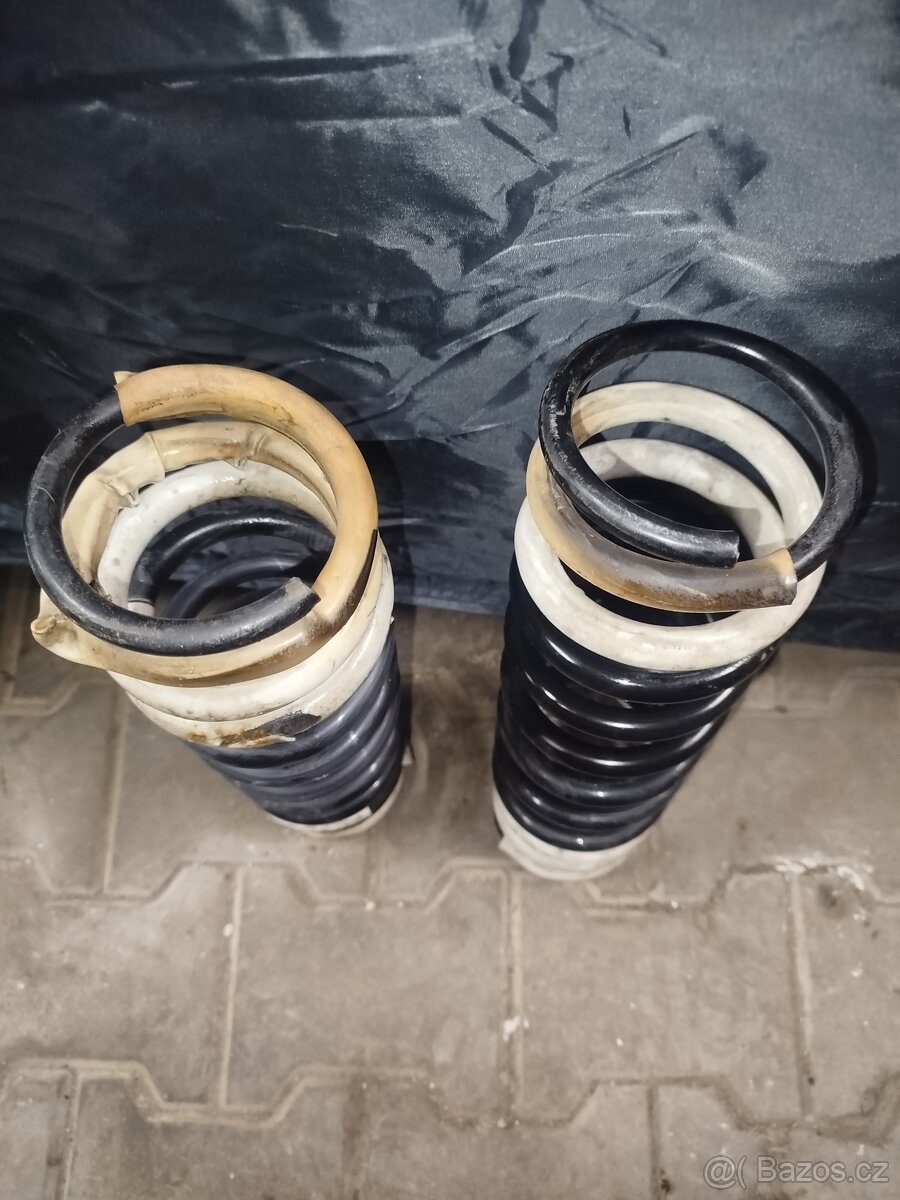 Pružiny Sachs na Ford Focus Mk2 kombi - 4