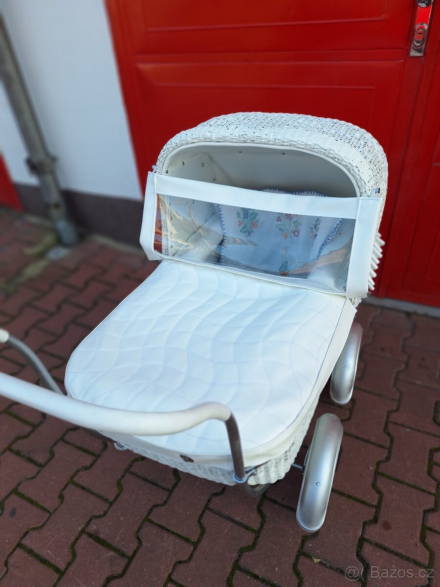 Retro proutěný kočárek Liberta pro dítě - 4