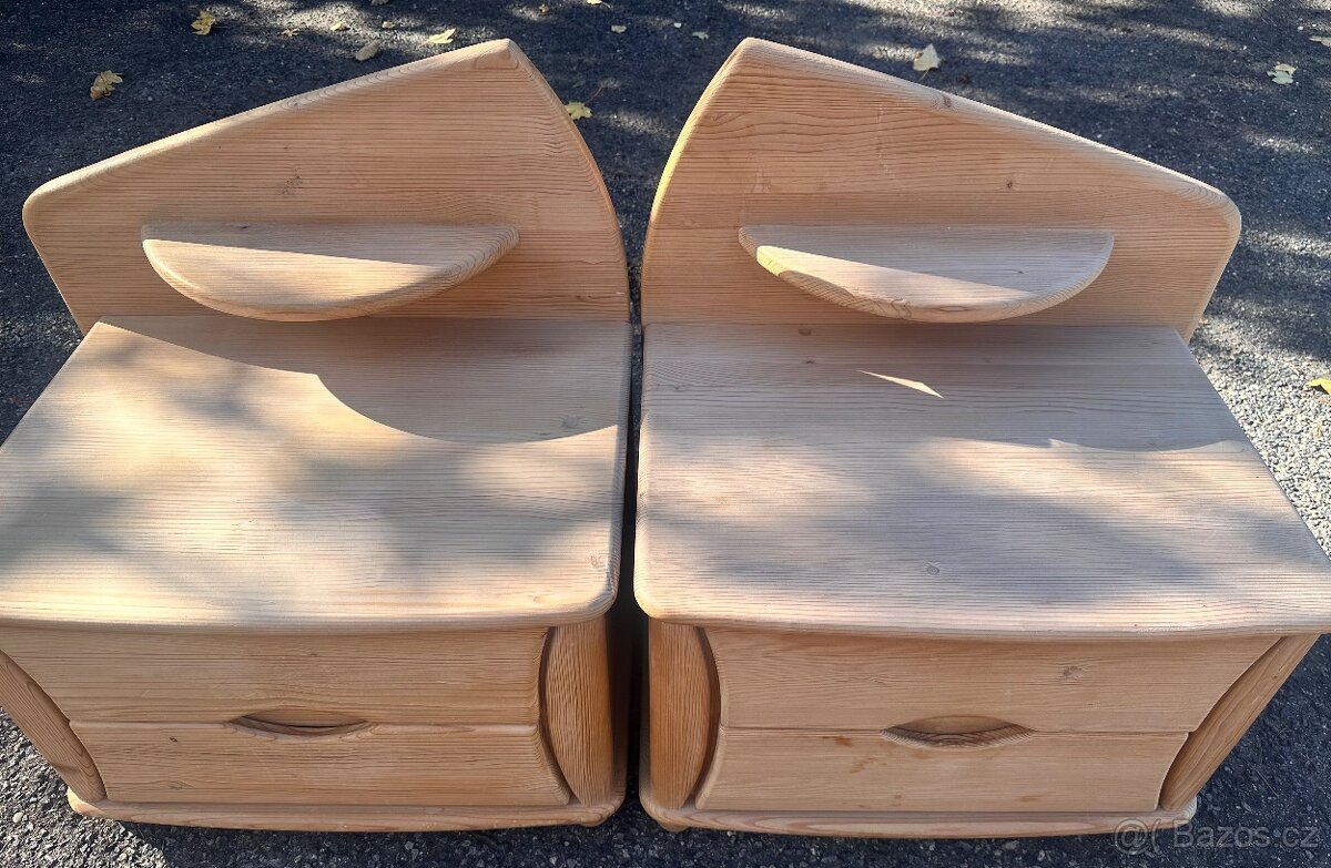 Celodřevěná postel 180x200 se stolky - 4