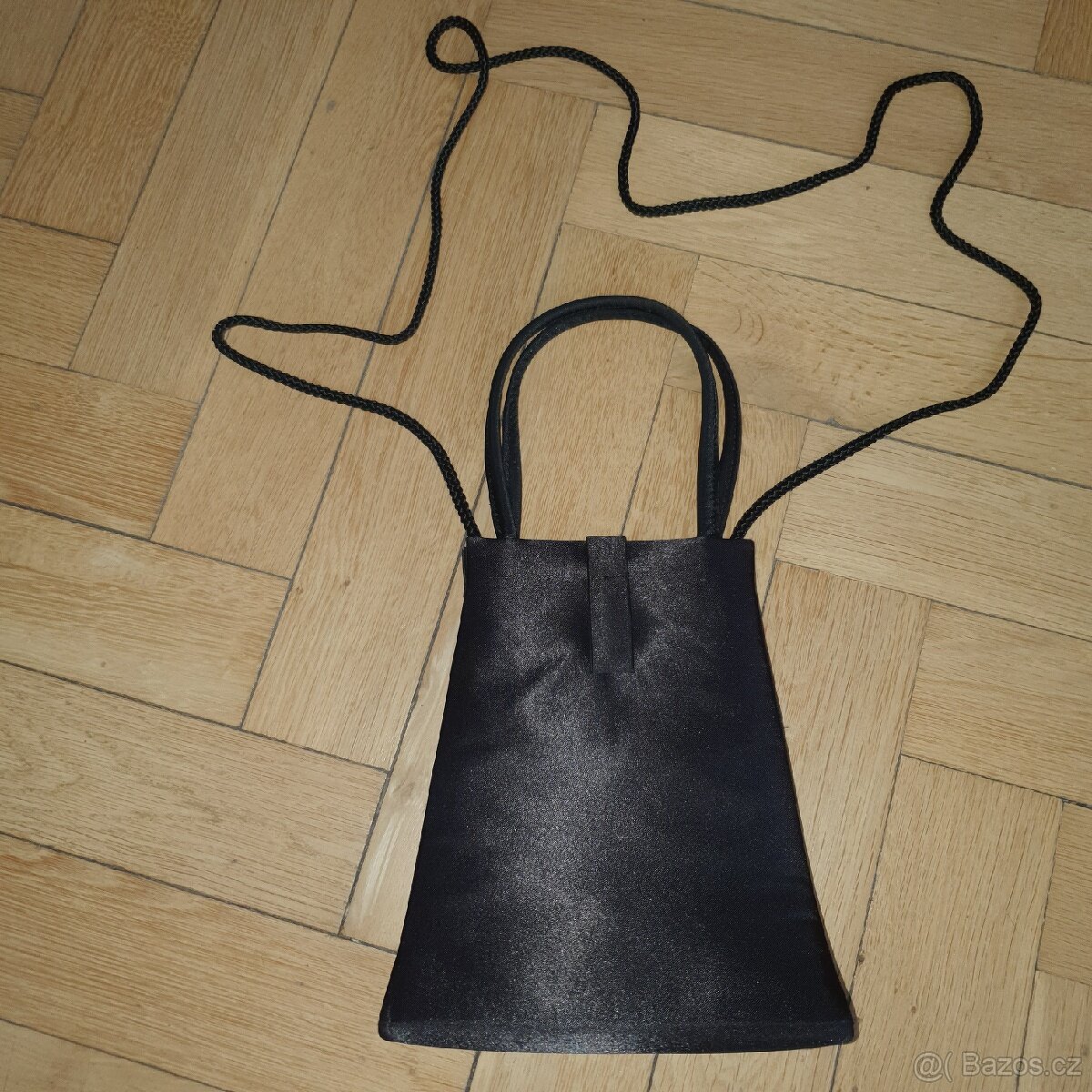 Večerní saténová kabelka - 4