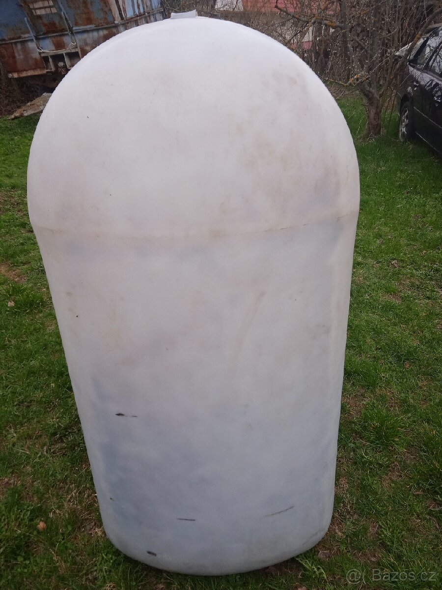 Nádrž 2000l od topné nafty - 4