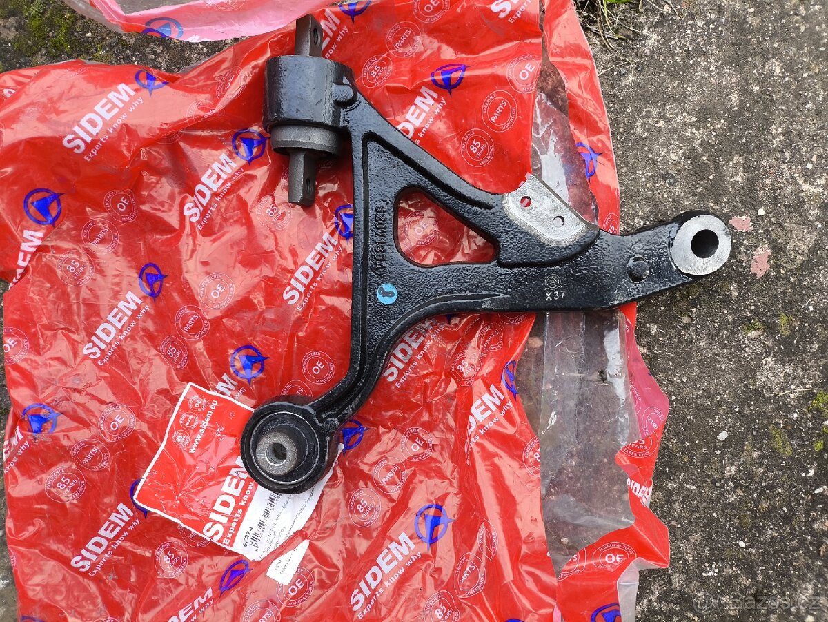 Litinová ramena Volvo V70 II, S60 atd. - 4